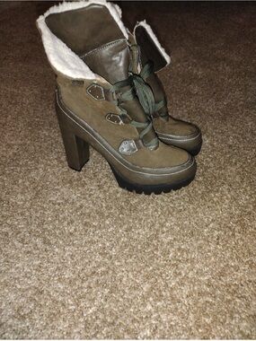 Women's Olive Green Shearling-Lined Lace-Up High Heel Booties